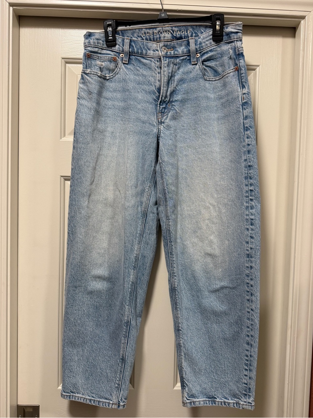 American Eagle Barrel Jeans